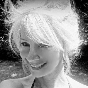 Meet your Posher, Julia ann